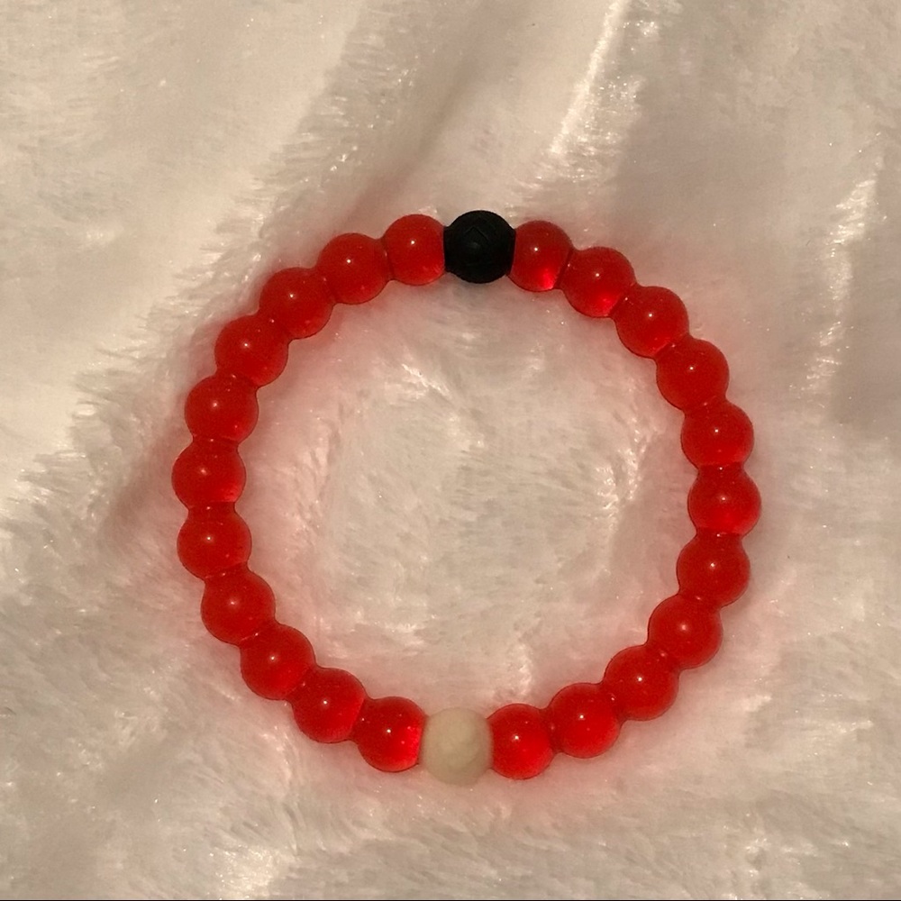 ‼️5 lokai’s for 20‼️ Red Lokai bracelet